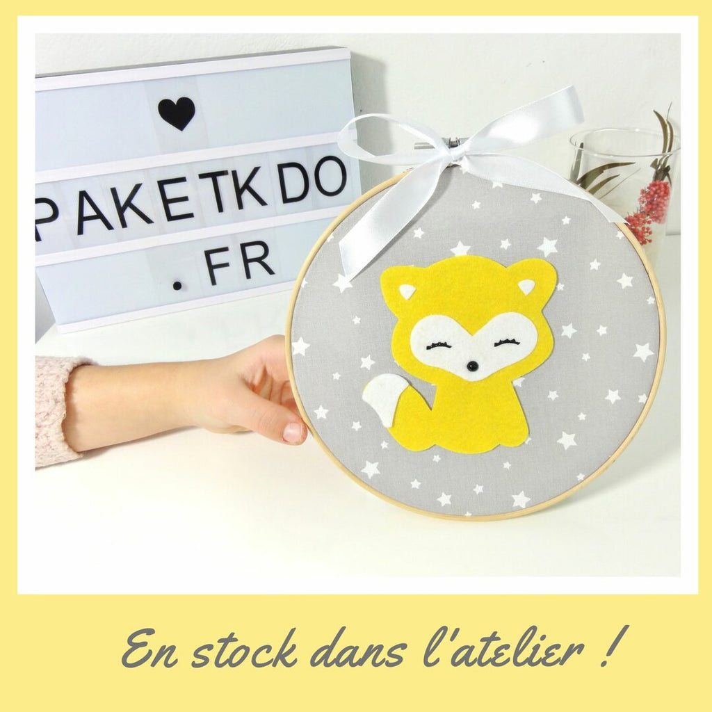 Décoration cadre en bois pour chambre bébé tableau renard jaune et gris