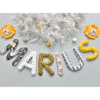 Guirlande de lettres en tissu personnalisé thème jungle safari, motif lion ocre