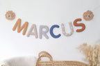 Guirlande prénom en tissu jungle savane, décoration chambre bébé motif lion beige