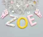 Prénom personnalisé en lettres tissu Liberty rose avec biches pour chambre bébé fille